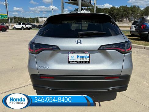 New 2026 Honda HR-V LX image 5
