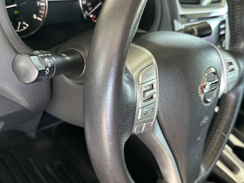 Used 2018 Nissan Altima 2.5 SL FWD image 19