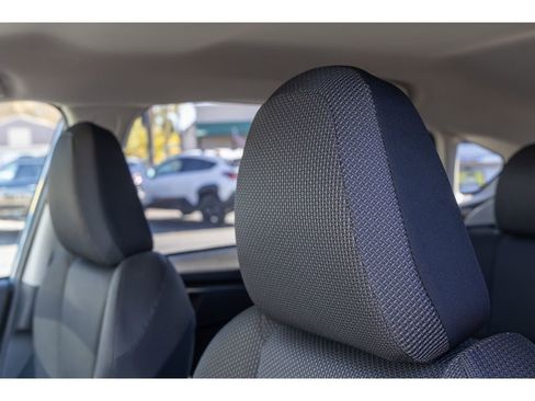 Certified 2023 Subaru Crosstrek 2.0i image 17