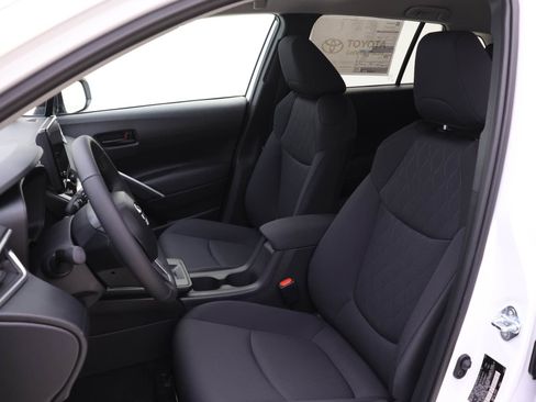 New 2026 Toyota Corolla Cross LE image 3