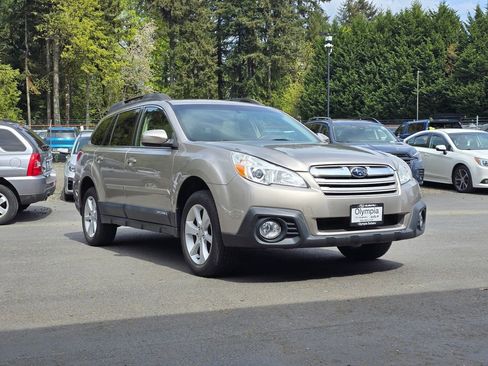 Used 2014 Subaru Outback 2.5i Premium w/ Moonroof Package image 1