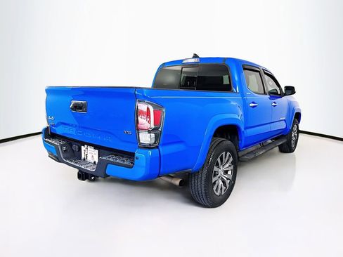 Used 2020 Toyota Tacoma Limited image 10