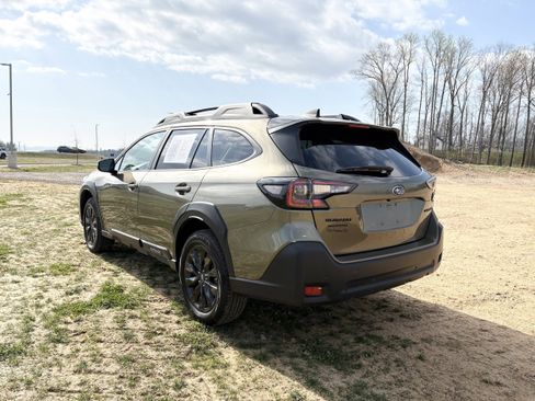 Used 2025 Subaru Outback Onyx Edition image 6