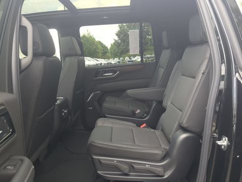 Used 2026 GMC Yukon XL Denali w/ Sun & Power Step Package AWD/4WD image 26