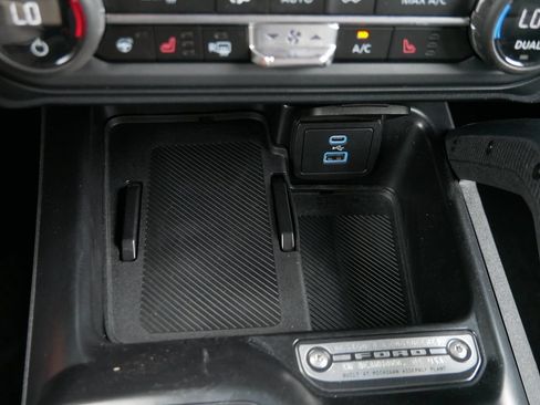 Used 2025 Ford Bronco Outer Banks w/ Sasquatch Package AWD/4WD image 25