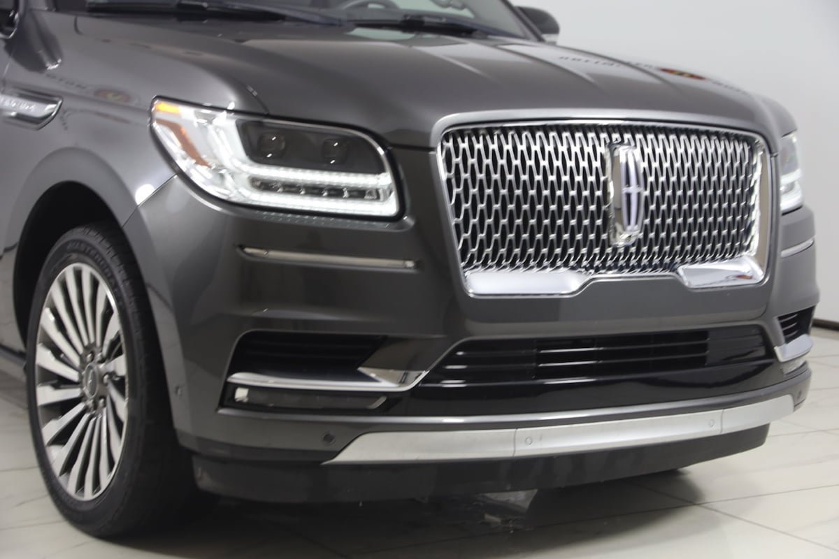 Used 2018 Lincoln Navigator Reserve w/ Technology Package AWD/4WD image 35