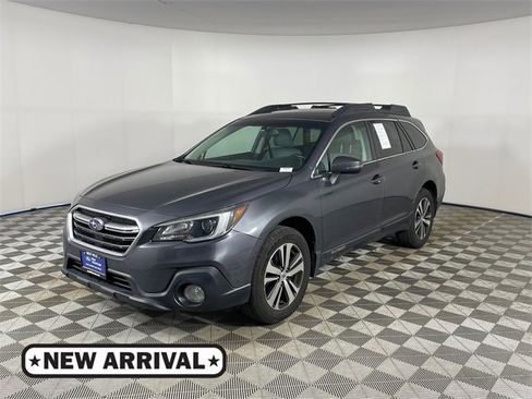 Used 2018 Subaru Outback 2.5i Limited w/ Popular Package #2 image 1
