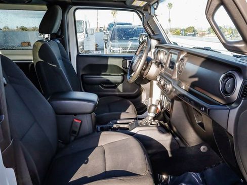 Used 2022 Jeep Wrangler Sport S image 21