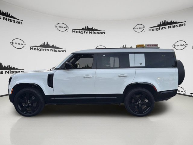 Used 2024 Land Rover Defender 130 X-Dynamic SE AWD/4WD image 3