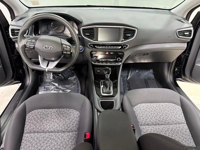 Used 2018 Hyundai Ioniq Blue FWD image 2