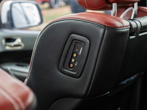 Used 2020 Dodge Durango SRT w/ Premium Interior Group image 40