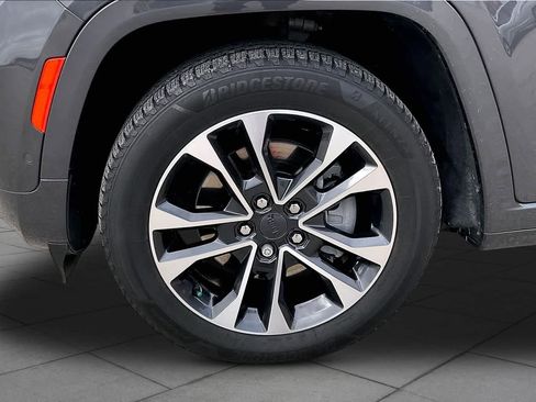 Used 2023 Jeep Grand Cherokee L Overland AWD/4WD image 11