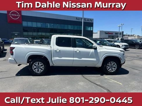 Used 2023 Nissan Frontier SV AWD/4WD image 13