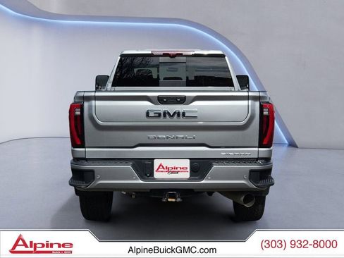 Used 2024 GMC Sierra 2500 Denali Ultimate image 4