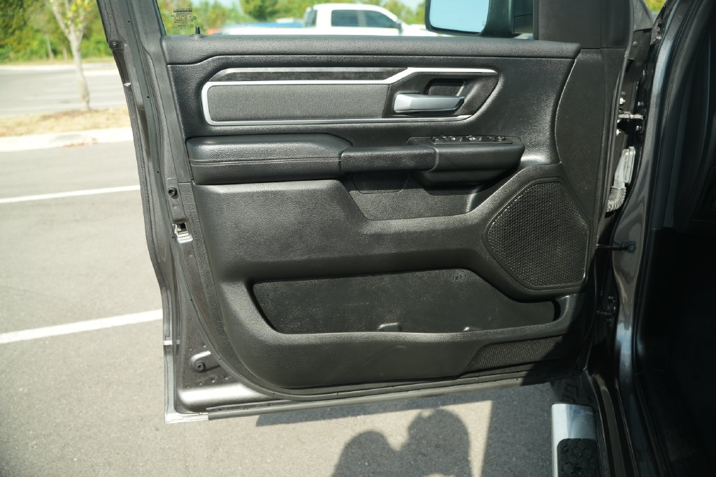 Used 2021 RAM 1500 Big Horn AWD/4WD image 15