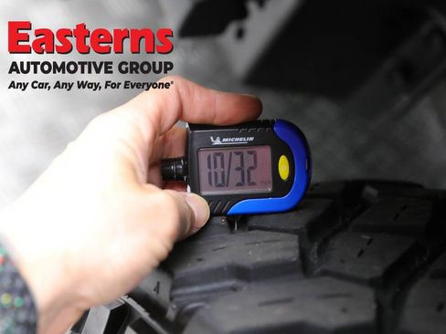 Used 2023 Jeep Wrangler Unlimited w/ Cold Weather Group AWD/4WD image 29