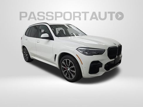 Used 2023 BMW X5 xDrive40i w/ M Sport Package AWD/4WD image 6