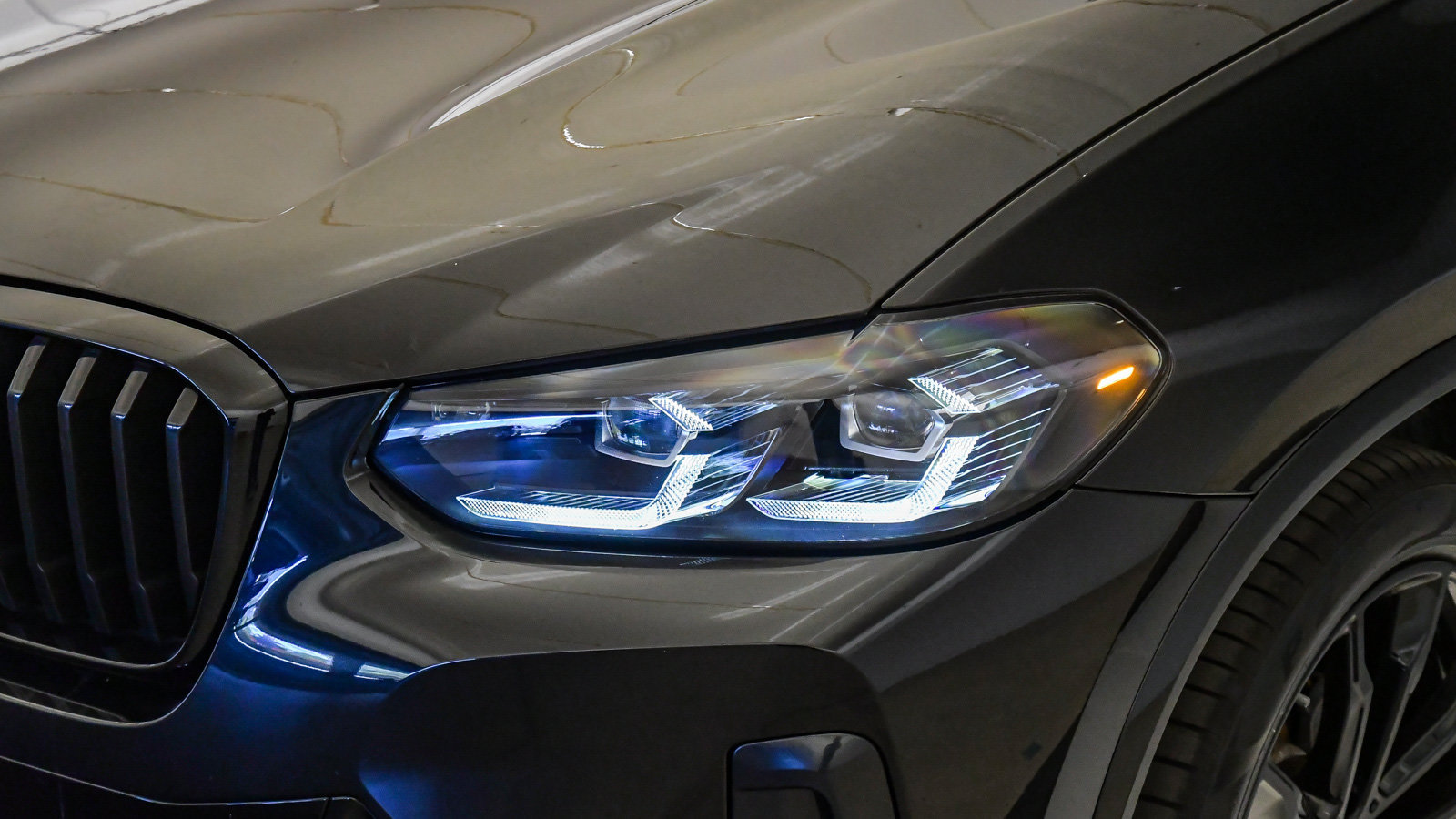 Used 2023 BMW X3 xDrive30i w/ M Sport Package AWD/4WD image 9