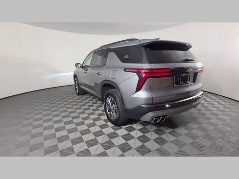 Used 2024 Chevrolet Traverse LT AWD/4WD image 41