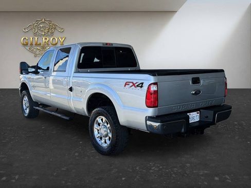 Used 2016 Ford F250 Lariat w/ Lariat Ultimate Package AWD/4WD image 13