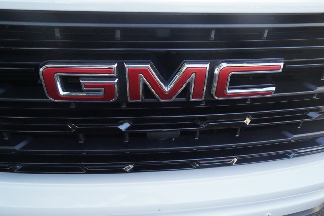 Used 2025 GMC Sierra 1500 Elevation w/ Preferred Package AWD/4WD image 45