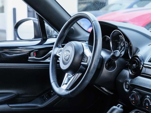 Used 2023 MAZDA MX-5 Miata Club w/ Brembo/BBS Recaro Package RWD image 21