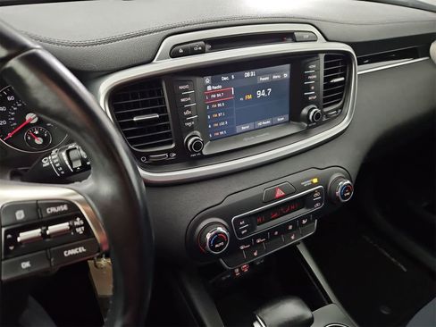 Used 2019 Kia Sorento LX w/ Option Group 020 image 27