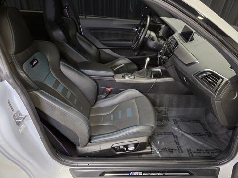 Used 2019 BMW M2 Competition RWD image 2