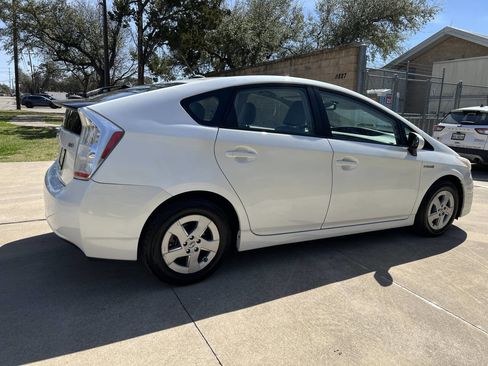 Used 2010 Toyota Prius Two image 12