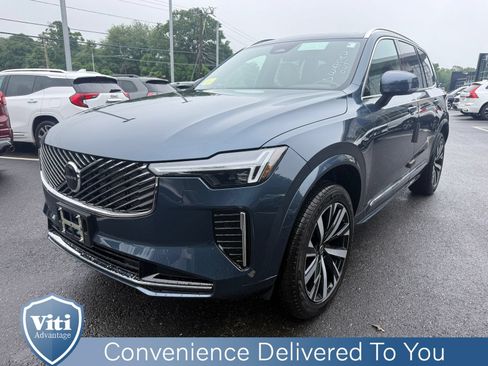 New 2026 Volvo XC90 B5 Core w/ Protection Package AWD/4WD image 4