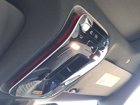 Used 2023 Mercedes-Benz C 300 Sedan image 33