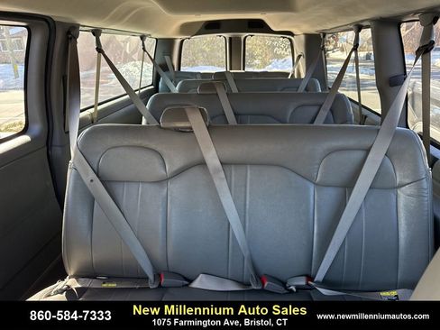 Used 2020 Chevrolet Express 3500 LS image 12
