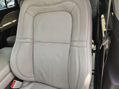 Used 2021 Lincoln Aviator Reserve w/ Elements Package Plus RWD image 15