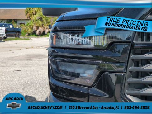 Used 2025 RAM 3500 Big Horn AWD/4WD image 8