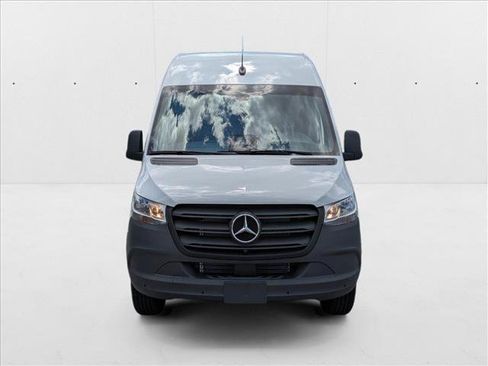 New 2025 Mercedes-Benz Sprinter 2500 image 6