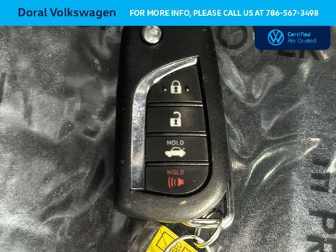 Used 2024 Toyota Camry SE image 28