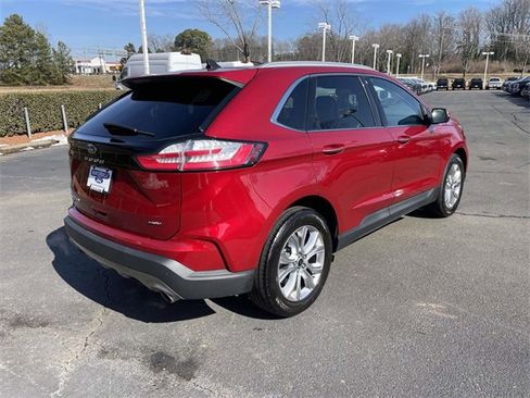 Used 2024 Ford Edge Titanium image 6