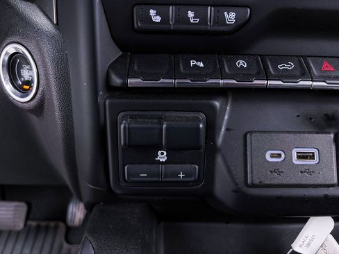 Used 2020 Chevrolet Silverado 1500 LTZ w/ LTZ Plus Package image 22