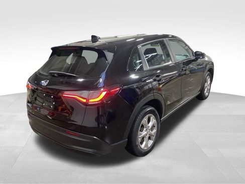 Certified 2023 Honda HR-V LX image 10