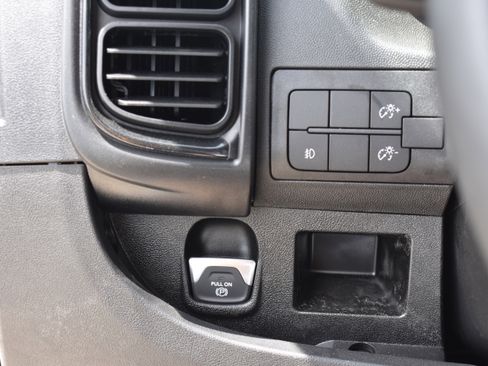 New 2026 RAM ProMaster 2500 w/ Premium Convenience Group FWD image 13
