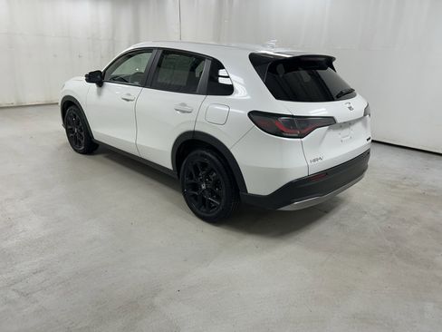 Certified 2024 Honda HR-V Sport image 7