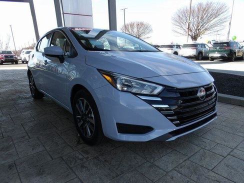 Used 2025 Nissan Versa SV w/ Trunk Package image 3