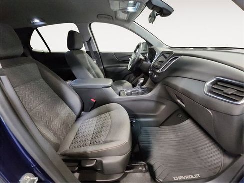 Used 2023 Chevrolet Equinox LT image 15