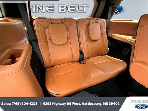 Used 2023 Lincoln Aviator Black Label w/ Dynamic Handling Package image 21