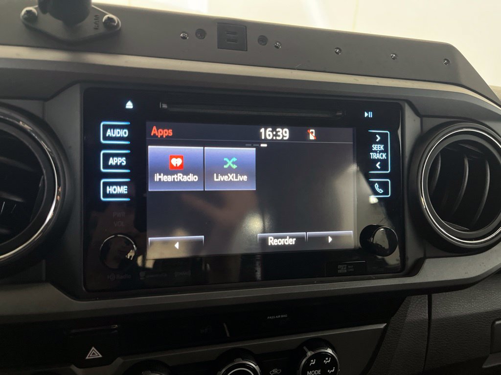 Used 2018 Toyota Tacoma TRD Off-Road AWD/4WD image 67