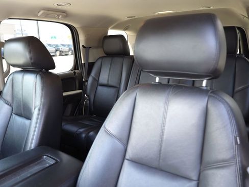Used 2012 Chevrolet Tahoe LT AWD/4WD image 16