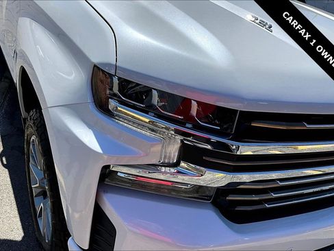 Used 2021 Chevrolet Silverado 1500 High Country w/ Technology Package image 32