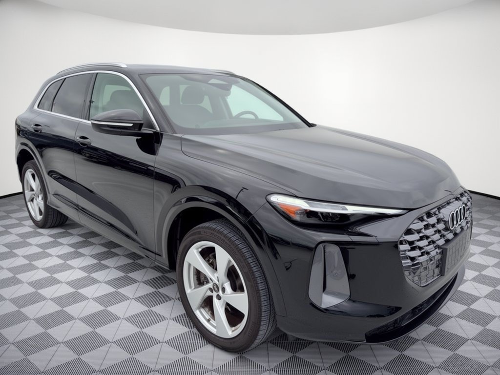 Certified 2025 Audi Q5 Premium Plus AWD/4WD image 7