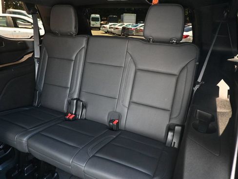 Used 2021 Chevrolet Tahoe Z71 AWD/4WD image 16