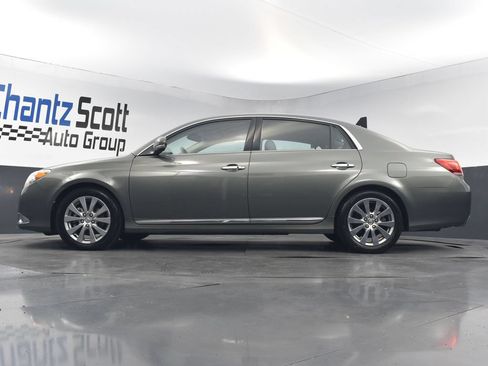 Used 2011 Toyota Avalon Limited FWD image 19